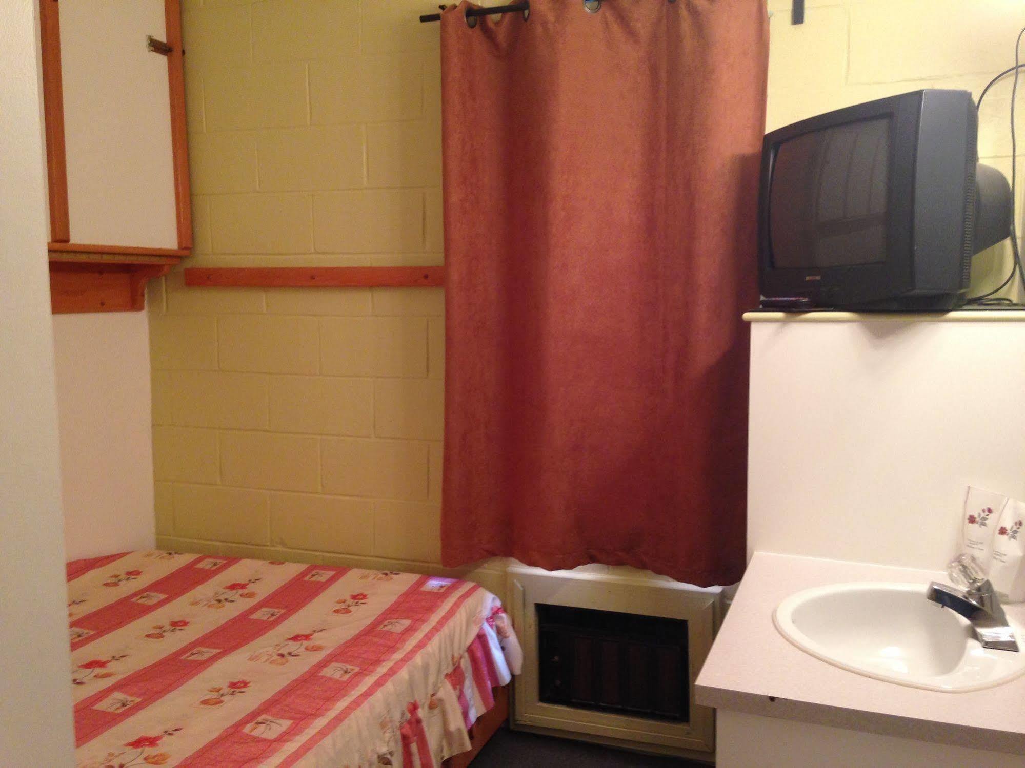 Motel Econonuit Sherbrooke Kültér fotó